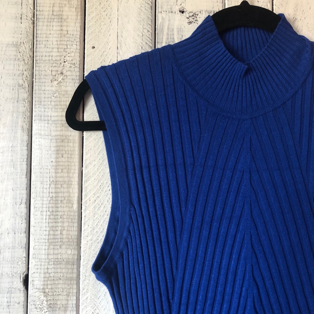 Apt. 9 Royal Blue Sleeveless Ribbed Turtle Neck